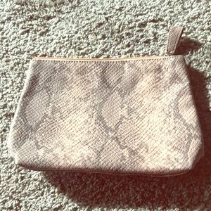 Snakeskin look makeup 💄 bag